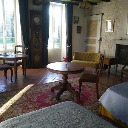 Πανσιόν Le Logis De Vallans